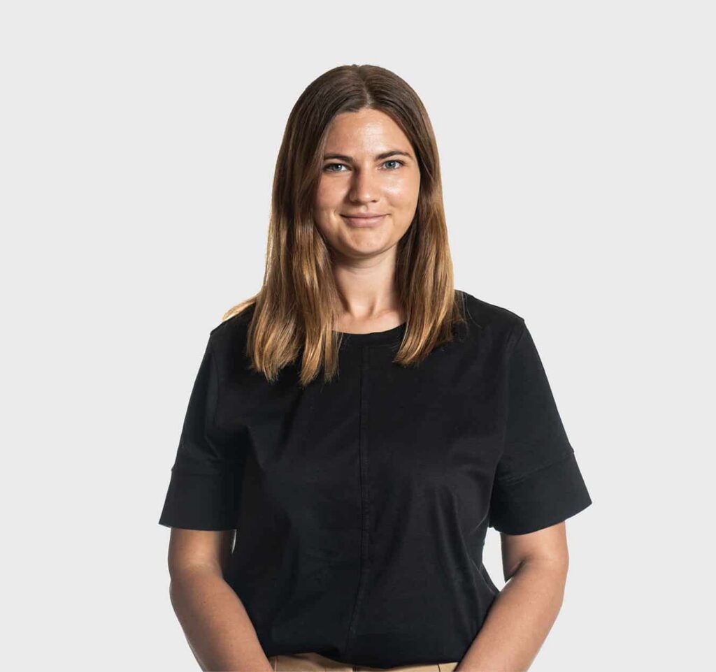 Brie Mahnken